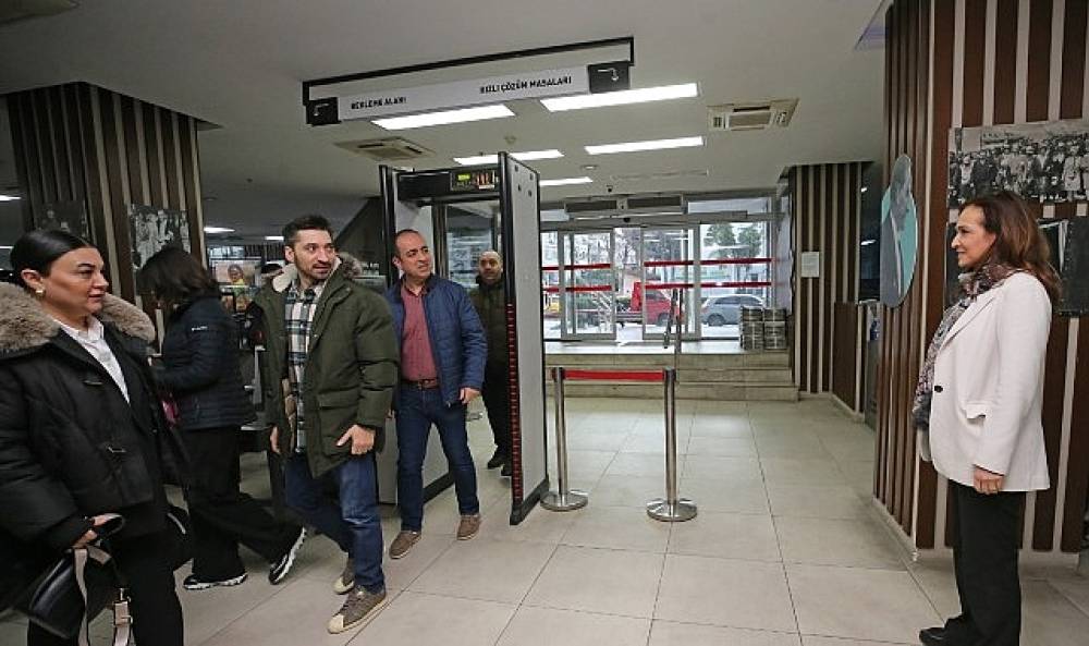 Karşıyaka Belediyesi’nde güne birlik ve beraberlik mesajı ile başlandı